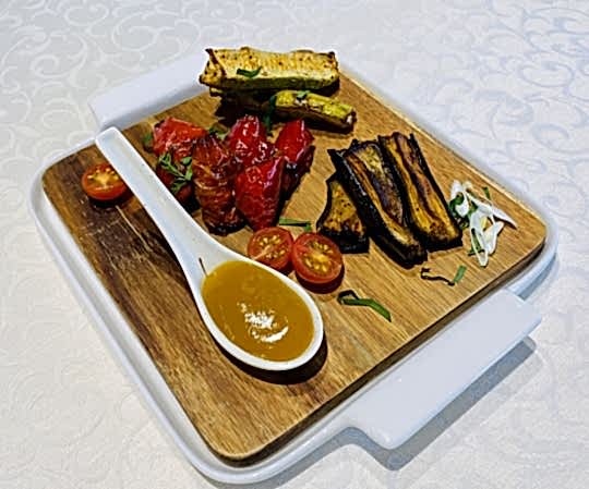 Овощи запеченные (баклажан, перец болгарский, кабачок)