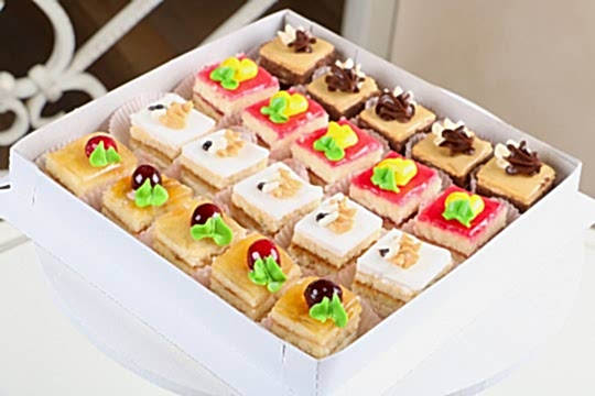 Набор пирожных Ассорти 1/500 гр