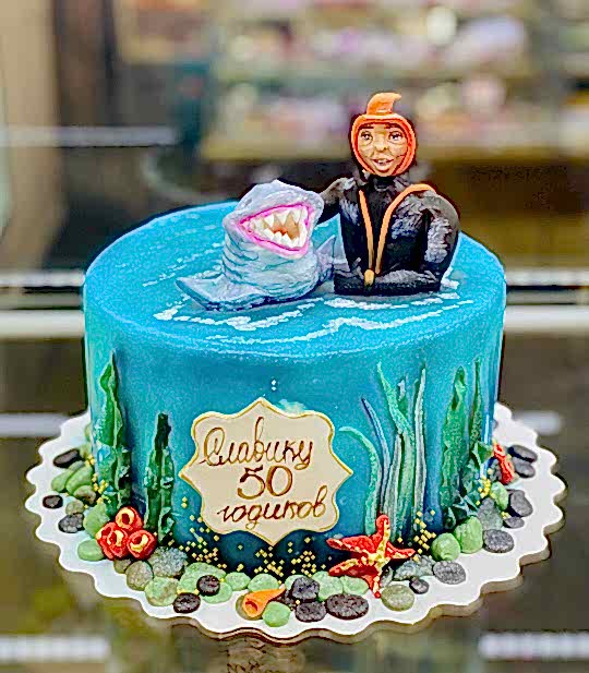 № 451 Торт Праздничный. Декор, водолаз, акула, подводный мир.