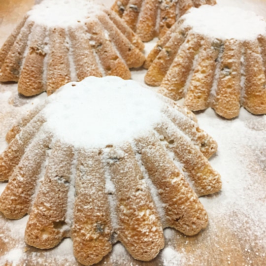 Кекс творожный в форме пирамидки