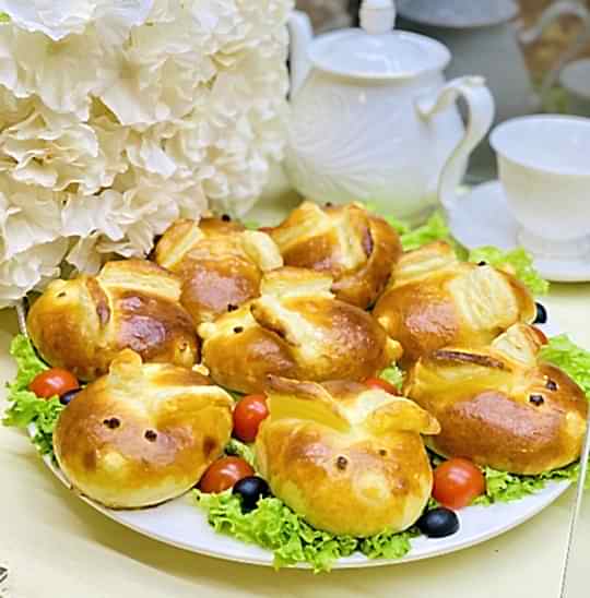 Пирожок "Пасхальный заяц" с перепелиным яйцом 80 гр. ПОД ЗАКАЗ ЗА 24 ЧАСА