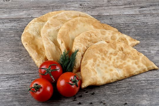 Чебурек с курицей 1\110 гр