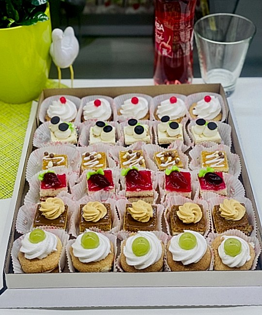 Набор пирожных Ассорти 1 кг/30 шт