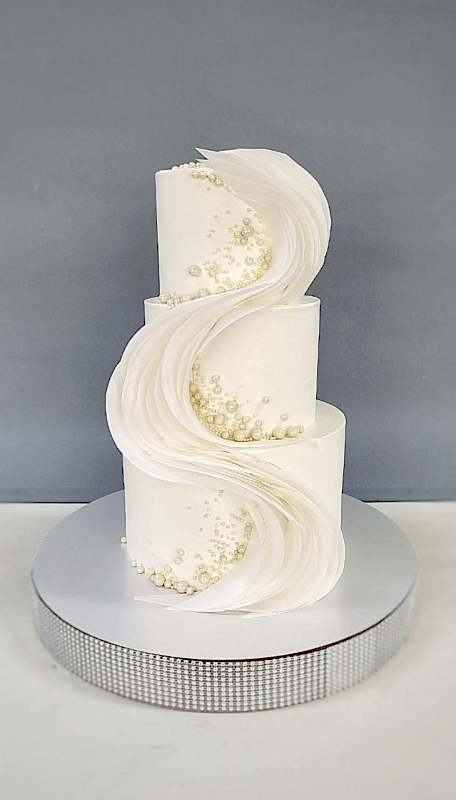 Торт Праздничный № 714, 3х ярусный, с жемчугом