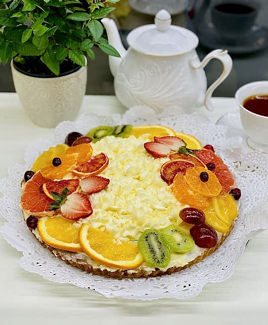 Пирог сырный с ягодами