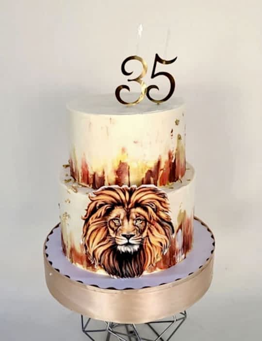 Торт Праздничный № 642, декор - лев - фотопечать, цифры 35